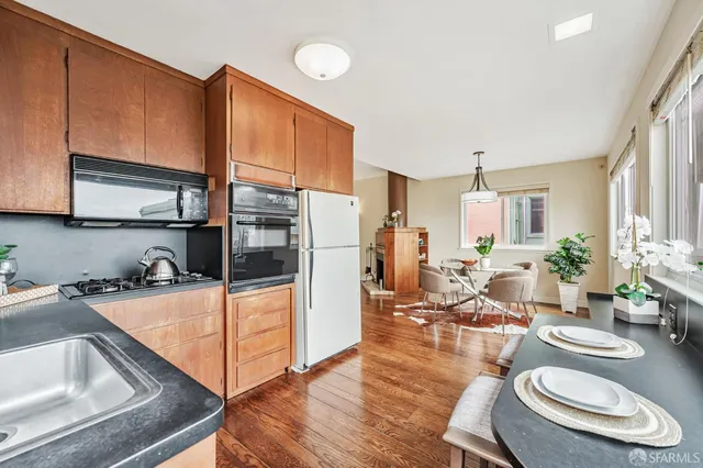 $1,295,000 | 1883-1885 16th Avenue, San Francisco, CA 94122