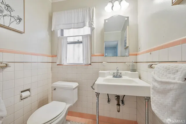 $1,295,000 | 1883-1885 16th Avenue, San Francisco, CA 94122