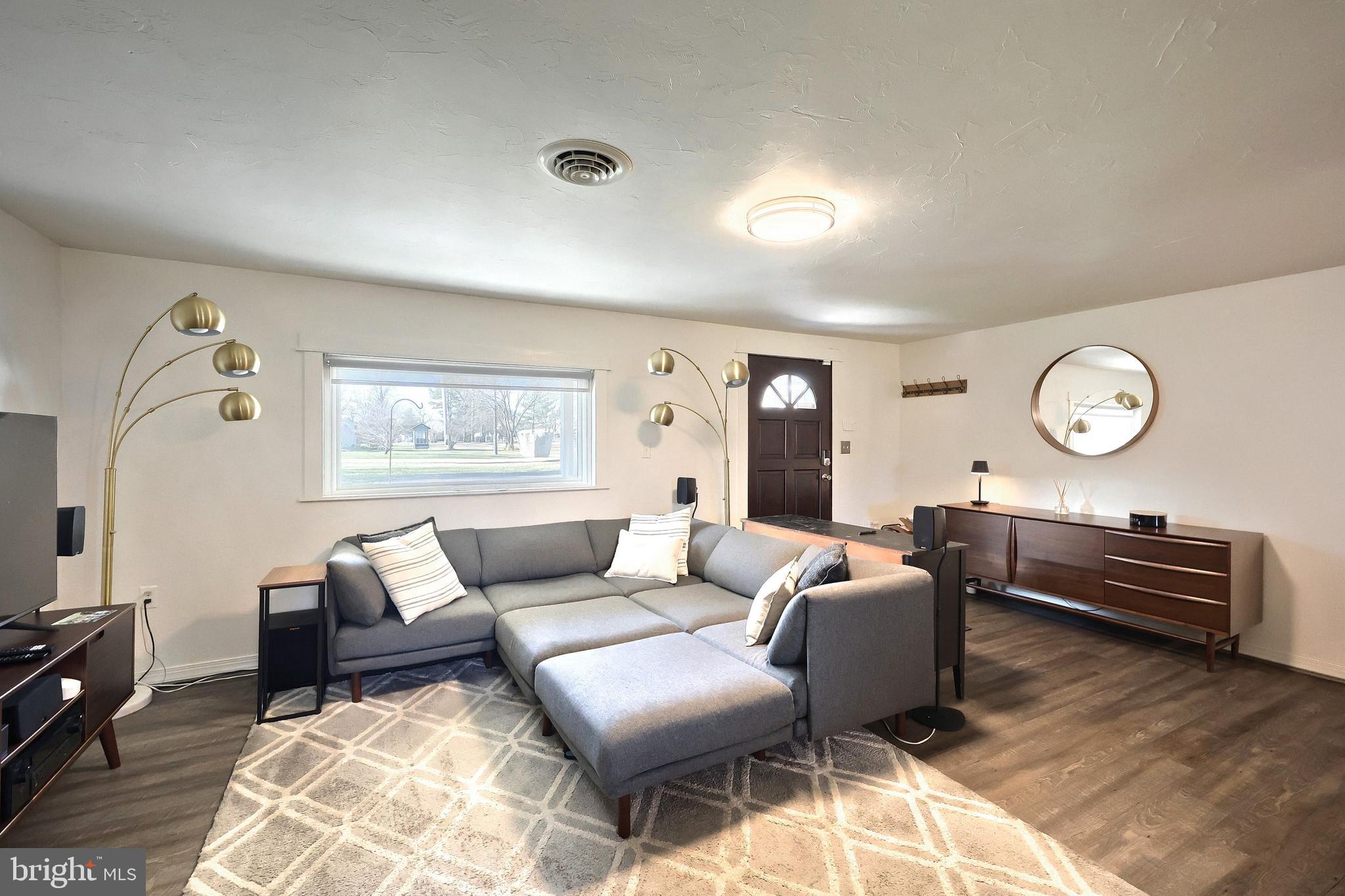 776 Church Road York, PA 17404 - Photo 8 of 35 Gallery Image 8