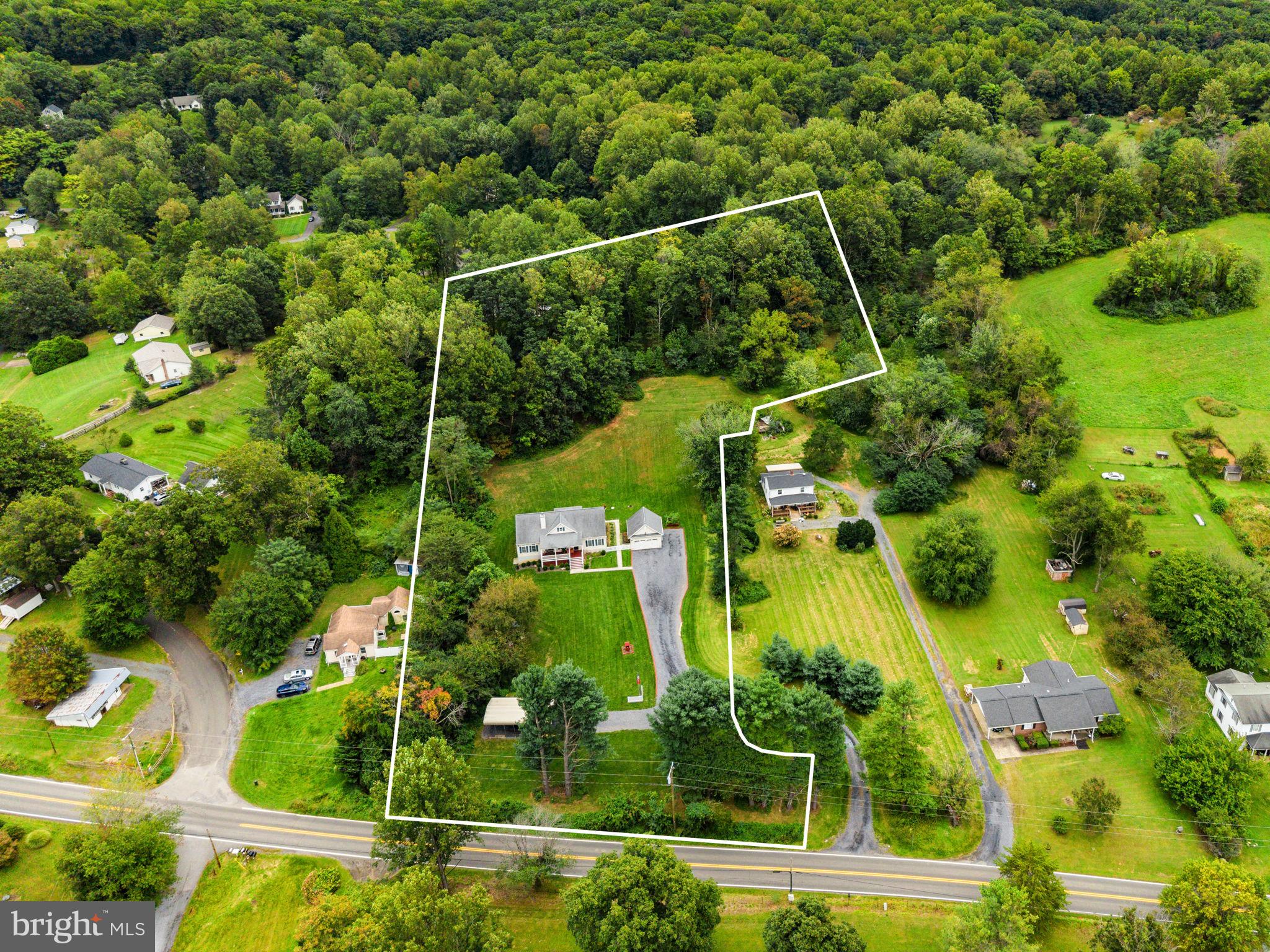 9813 Crest Hill Road Marshall, VA 20115 - Photo 73 of 113 Gallery Image 73