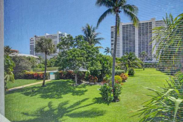 $5,400 | 2730 Banyan Road, Unit 26, Boca Raton, FL 33432