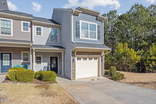 $389,000 | 231 Cypress Hill Lane, Holly Springs, NC 27540