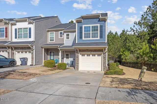 $389,000 | 231 Cypress Hill Lane, Holly Springs, NC 27540