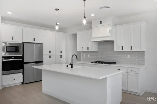 $549,000 | Undisclosed Address, Bakersfield, CA 93311