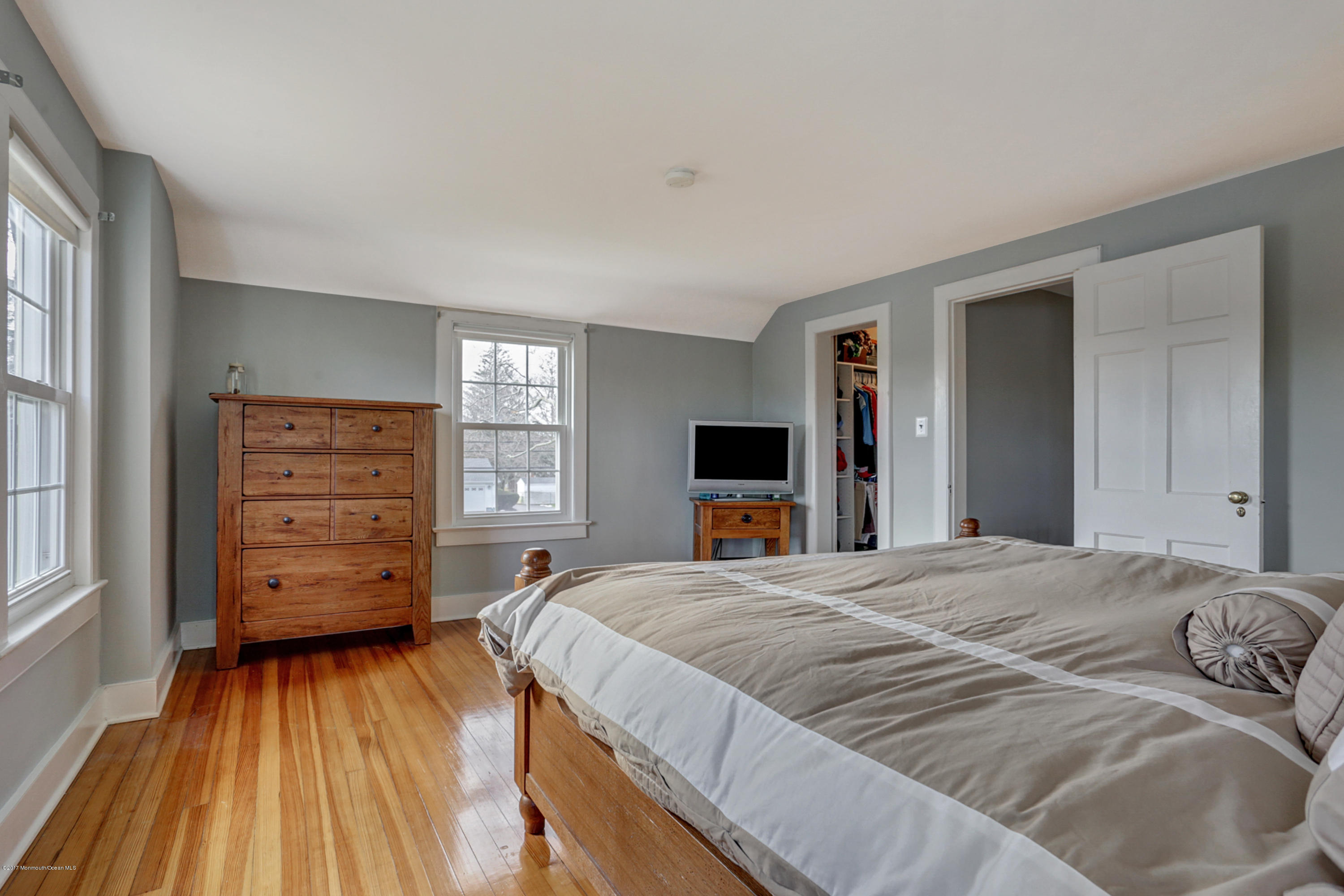 566 Adelphia Road Freehold, NJ 07728 - Photo 22 of 28 IMG_6326_7_8_9_fused
