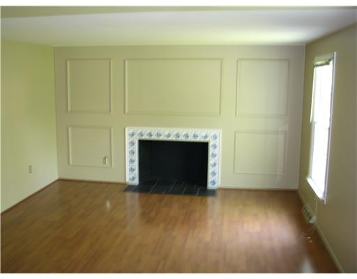 2393 Mill Grove Road Upper St. Clair, PA 15241 - Photo 3 of 18 Living Room.