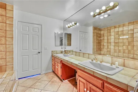 $1,299,000 | 324 North Palm Drive, Unit 407, Beverly Hills, CA 90210
