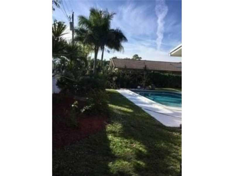 127 Winged Foot Lane Boca Raton, FL 33431 - Photo 4 of 6 a view of swimming pool from a balcony