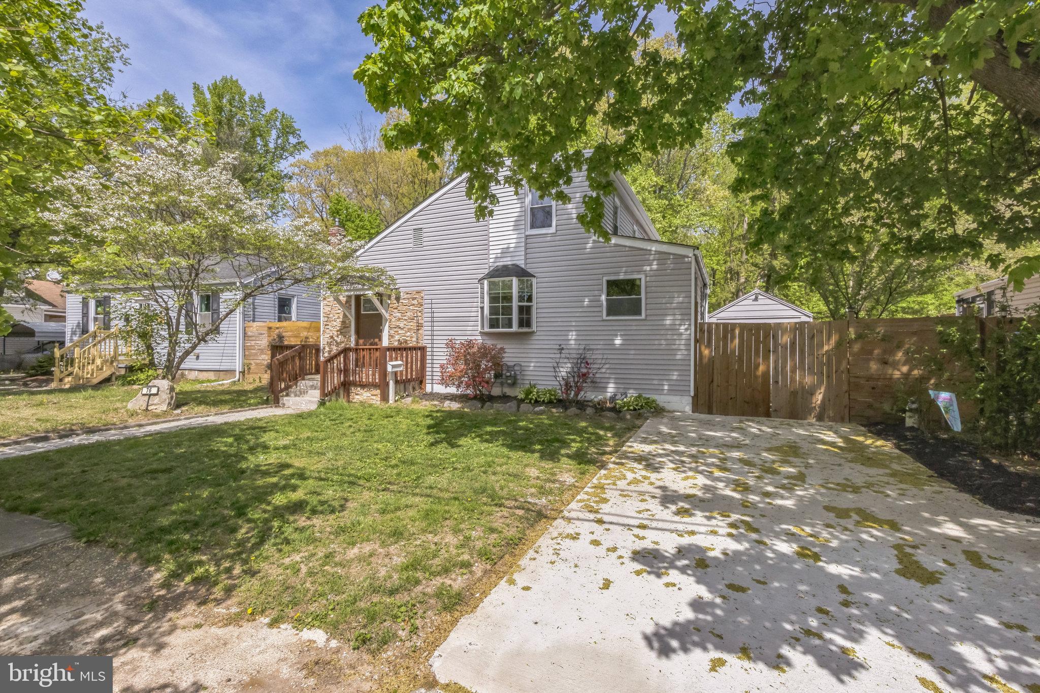 76 Edison Road Cherry Hill, NJ 08034 - Photo 27 of 29 a view of a backyard of the house