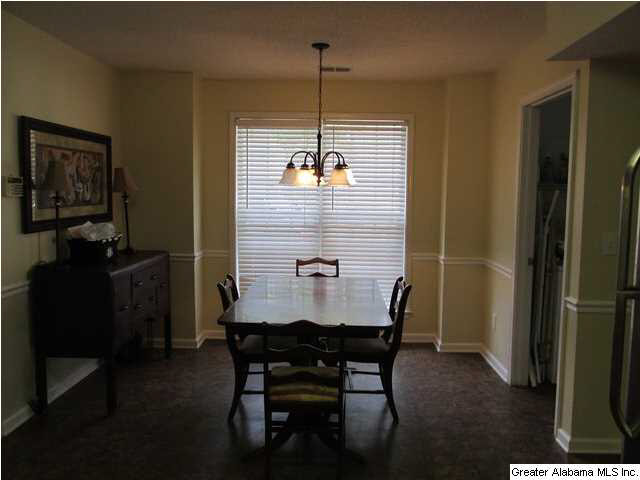 120 Brent Way Alabaster, AL 35007 - Photo 8 of 18