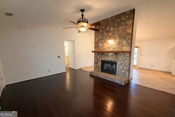 $1,695 | 3573 Clearview Drive, Rex, GA 30273