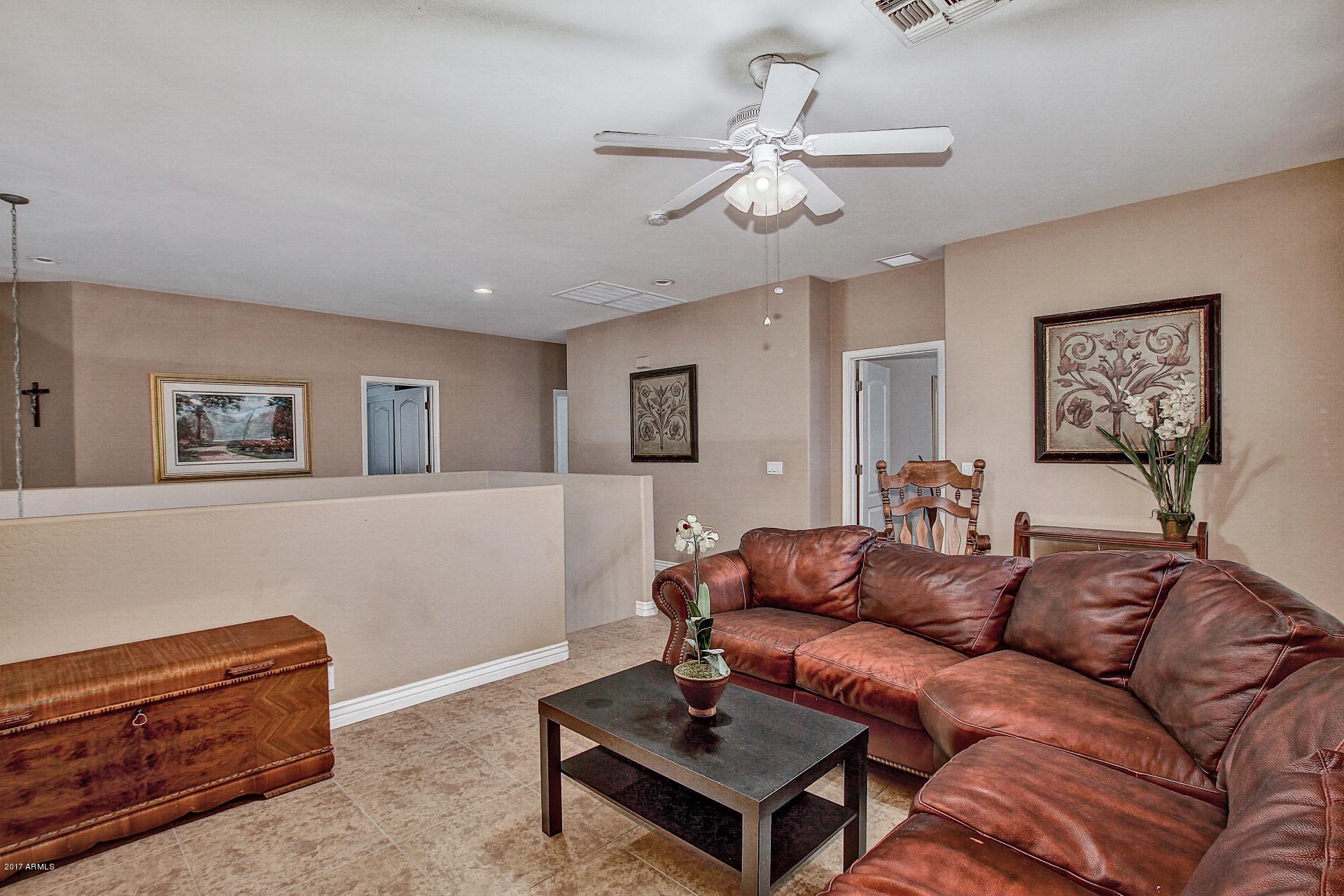 1646 East Cullumber Street Gilbert, AZ 85234 - Photo 19 of 37 Loft