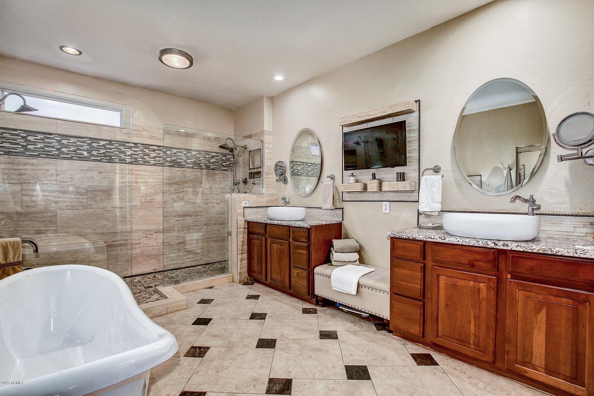 1646 East Cullumber Street Gilbert, AZ 85234 - Photo 28 of 37 Master Bath - New 2017