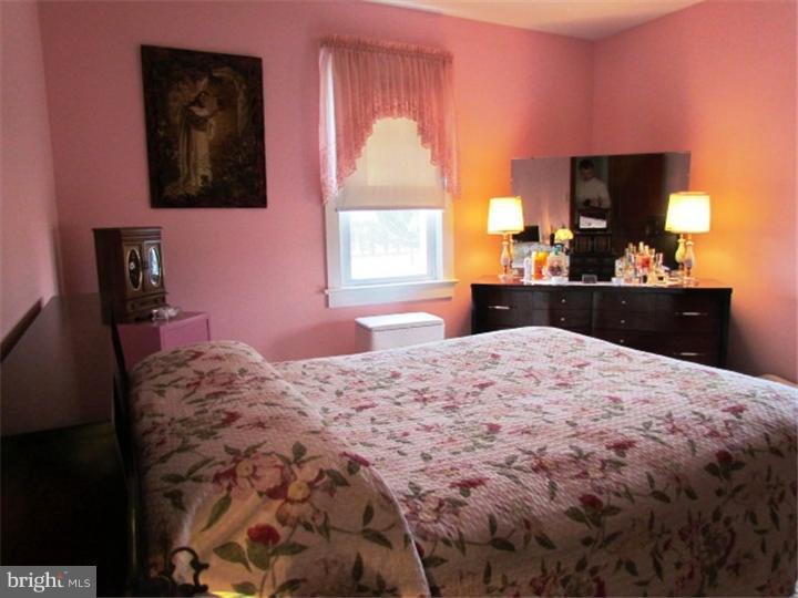 4375 Durham Road Kintnersville, PA 18930 - Photo 4 of 25 Gallery Image 4