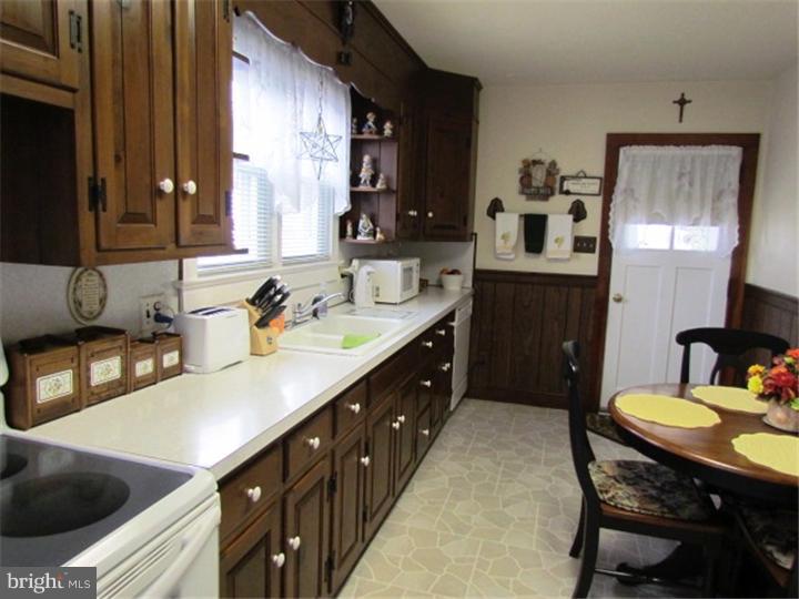 4375 Durham Road Kintnersville, PA 18930 - Photo 5 of 25 Gallery Image 5