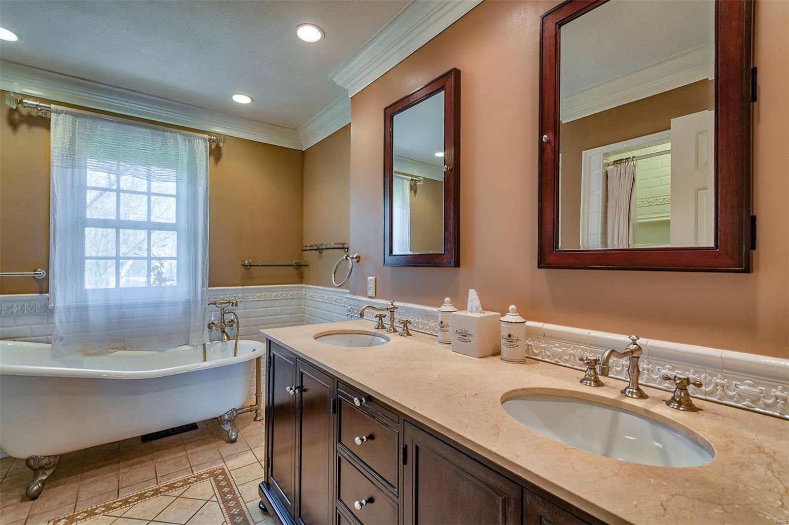 12679 Spruce Pond Road St. Louis, MO 63141 - Photo 22 of 29 Gallery Image 22