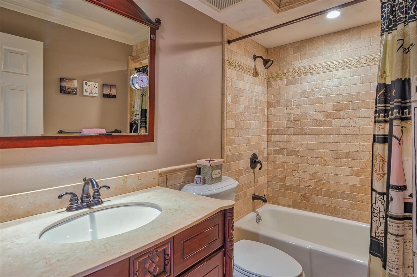 12679 Spruce Pond Road St. Louis, MO 63141 - Photo 27 of 29 Gallery Image 27