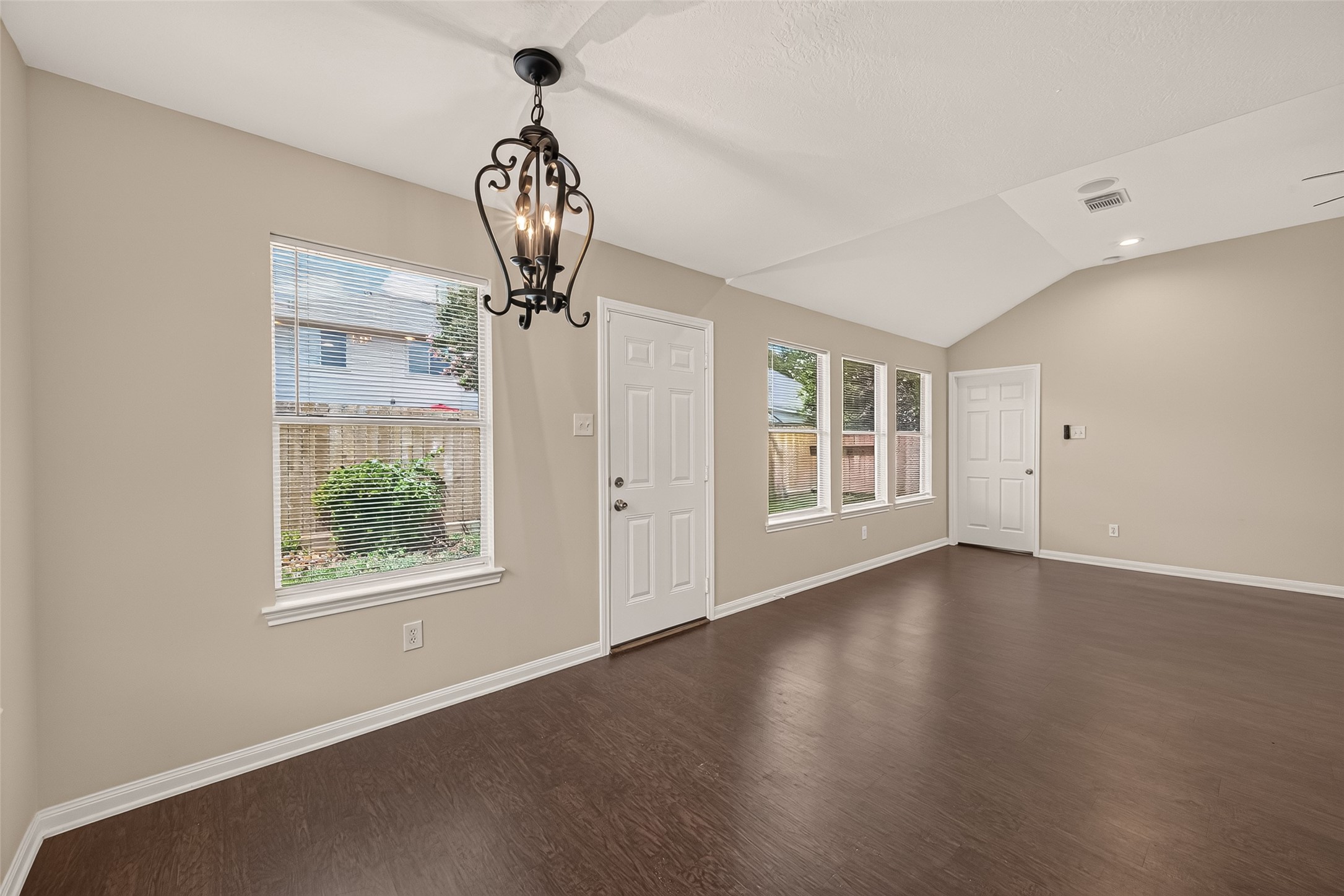 25223 Clover Ranch Drive Katy, TX 77494 - Photo 16 of 38