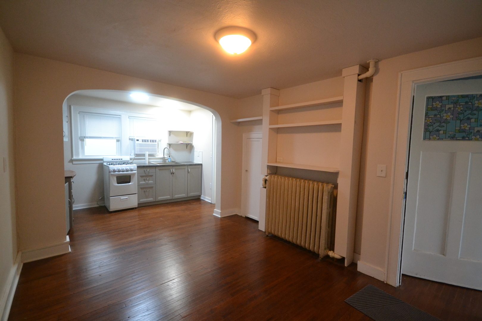 705 North 6th Street DeKalb, IL 60115 - Photo 2 of 13