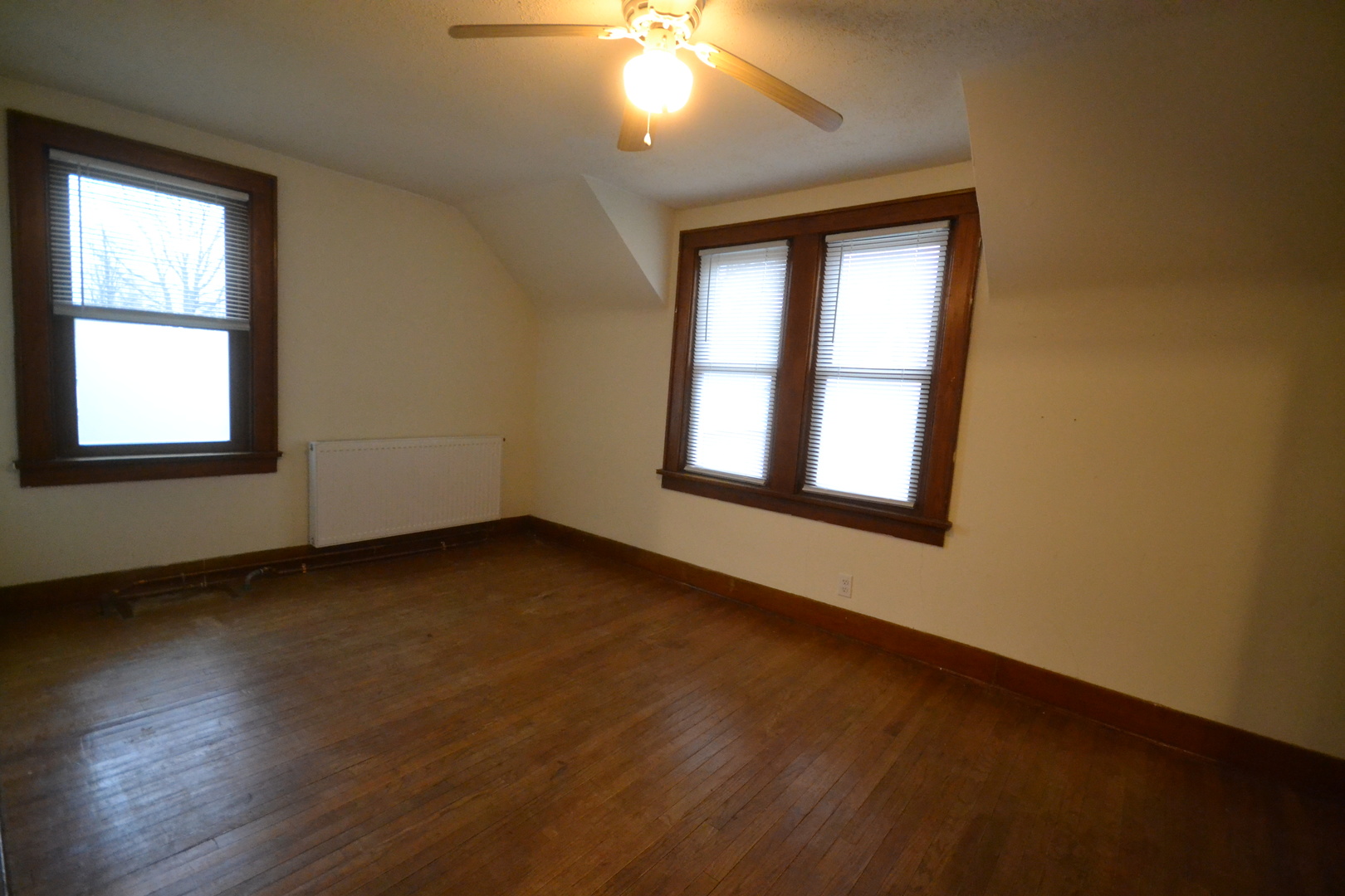705 North 6th Street DeKalb, IL 60115 - Photo 10 of 13