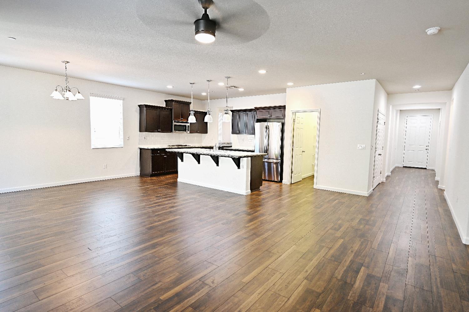 3581 Griffith Avenue Clovis, CA 93619 - Photo 17 of 37