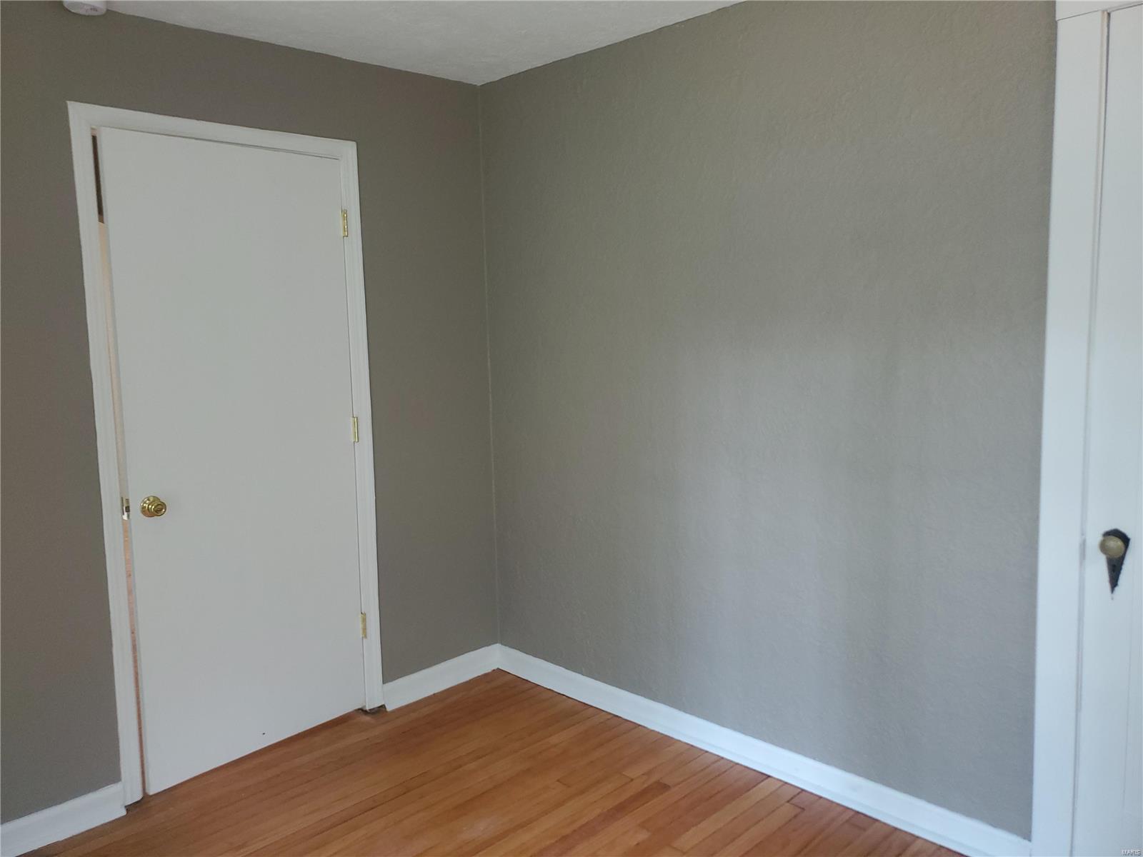 6835 Leedale Drive St. Louis, MO 63121 - Photo 12 of 33