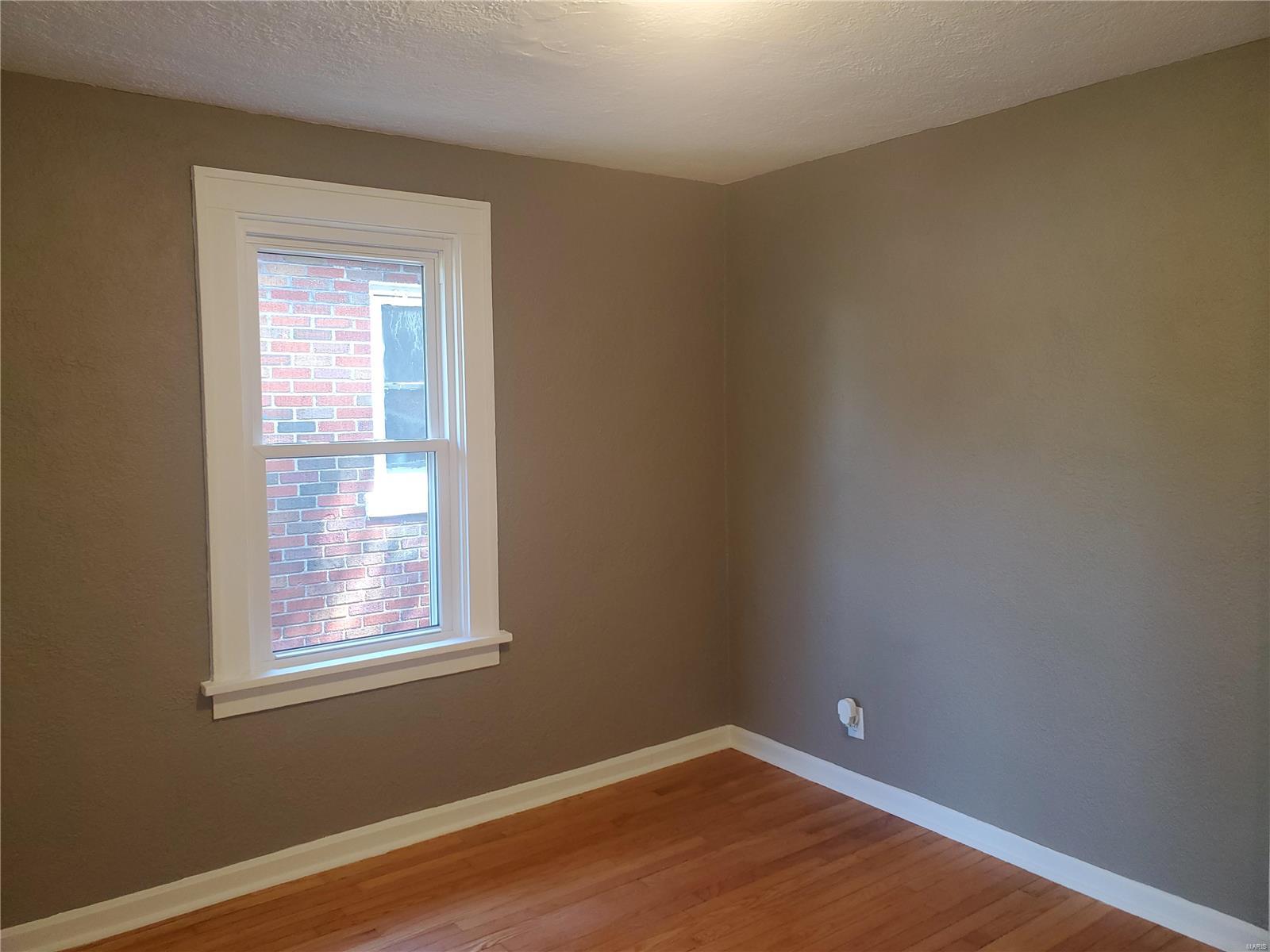 6835 Leedale Drive St. Louis, MO 63121 - Photo 18 of 33