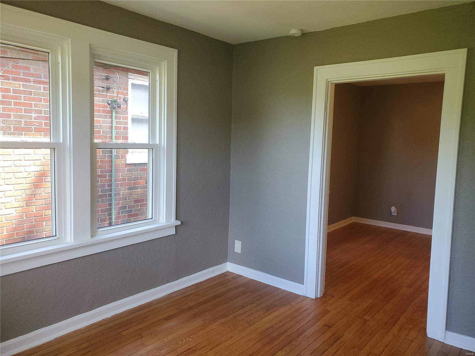 6835 Leedale Drive St. Louis, MO 63121 - Photo 23 of 33