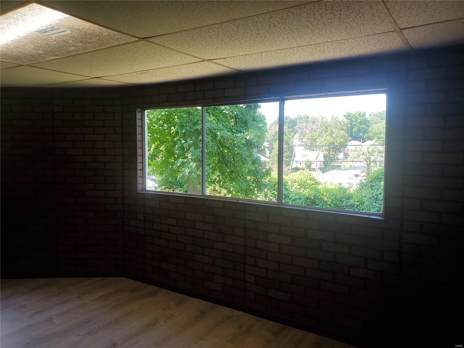 6835 Leedale Drive St. Louis, MO 63121 - Photo 26 of 33