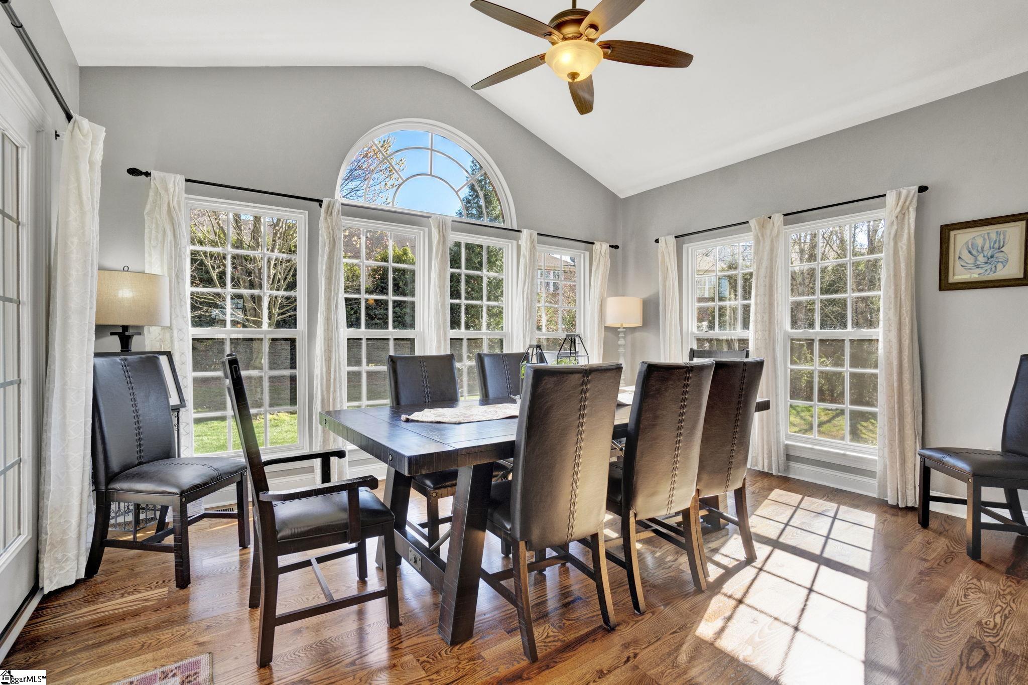 236 Highgrove Court Simpsonville, SC 29681 - Photo 13 of 31