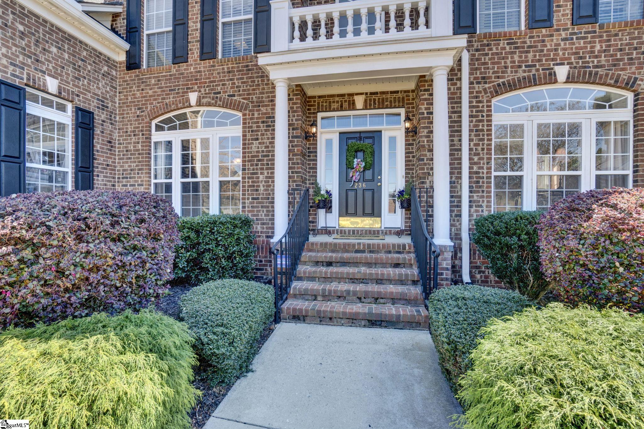236 Highgrove Court Simpsonville, SC 29681 - Photo 2 of 31