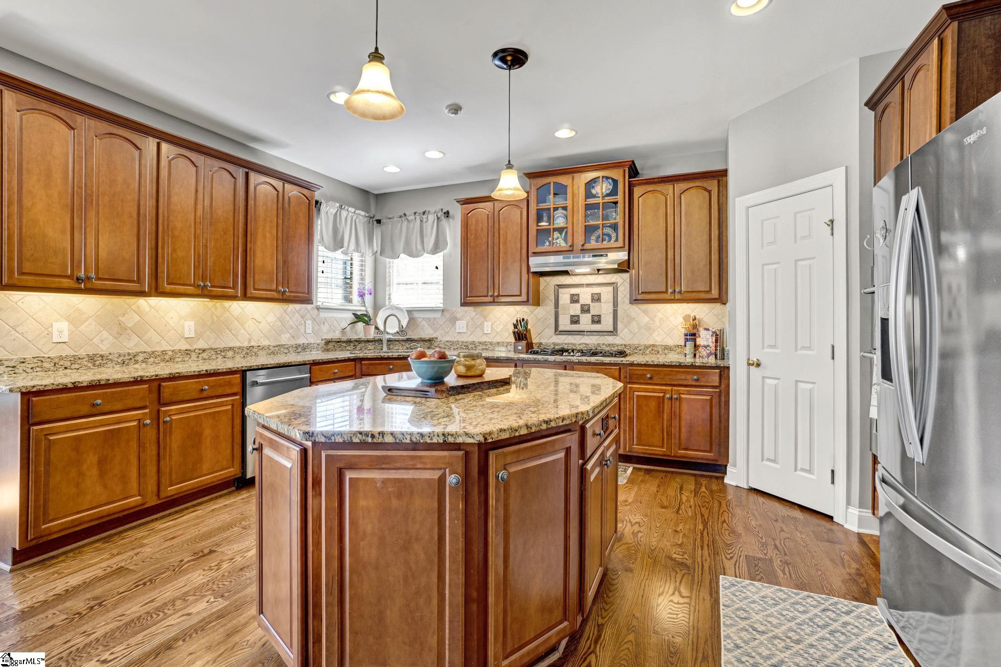 236 Highgrove Court Simpsonville, SC 29681 - Photo 8 of 31