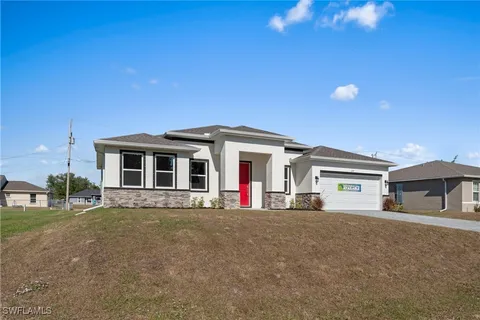 $323,000 | 1719 Northeast 26th Street, Cape Coral, FL 33909