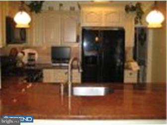 38 South Forklanding Road Maple Shade, NJ 08052 - Photo 5 of 12 Gallery Image 5