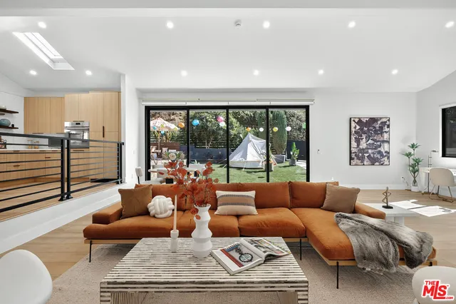 $2,897,000 | 2603 Crestmoore Place, Los Angeles, CA 90065