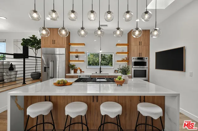 $2,897,000 | 2603 Crestmoore Place, Los Angeles, CA 90065