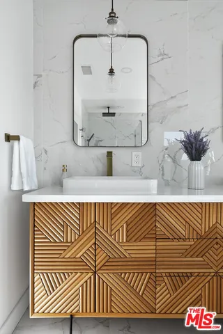 $2,897,000 | 2603 Crestmoore Place, Los Angeles, CA 90065