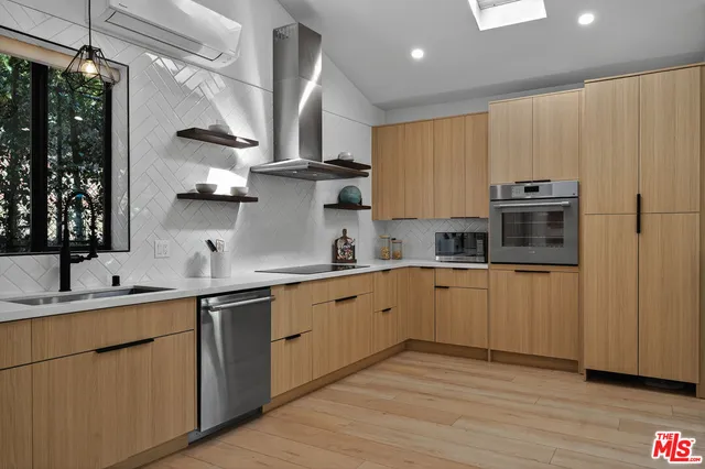 $2,897,000 | 2603 Crestmoore Place, Los Angeles, CA 90065