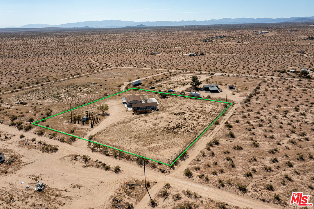 60777 Adele Road Landers, CA 92285 - Photo 38 of 43 a view of city and ocean