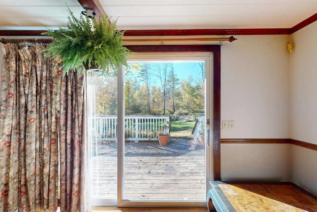 29 Union Street Plainfield, MA 01070 - Photo 12 of 41