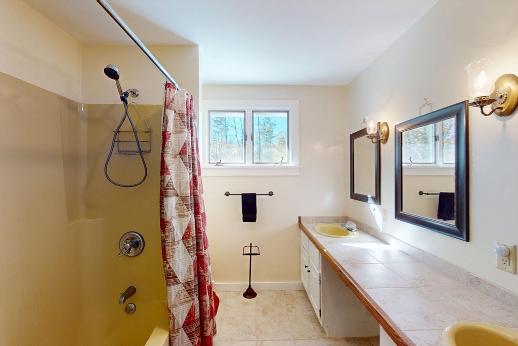 29 Union Street Plainfield, MA 01070 - Photo 27 of 41