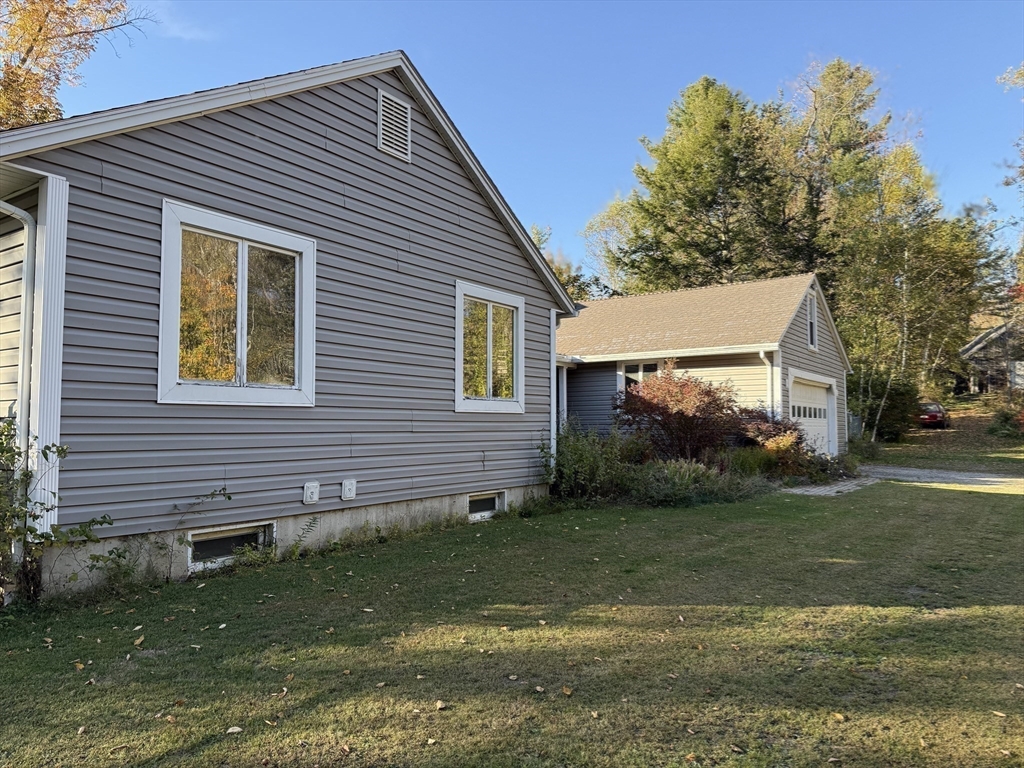 29 Union Street Plainfield, MA 01070 - Photo 4 of 41