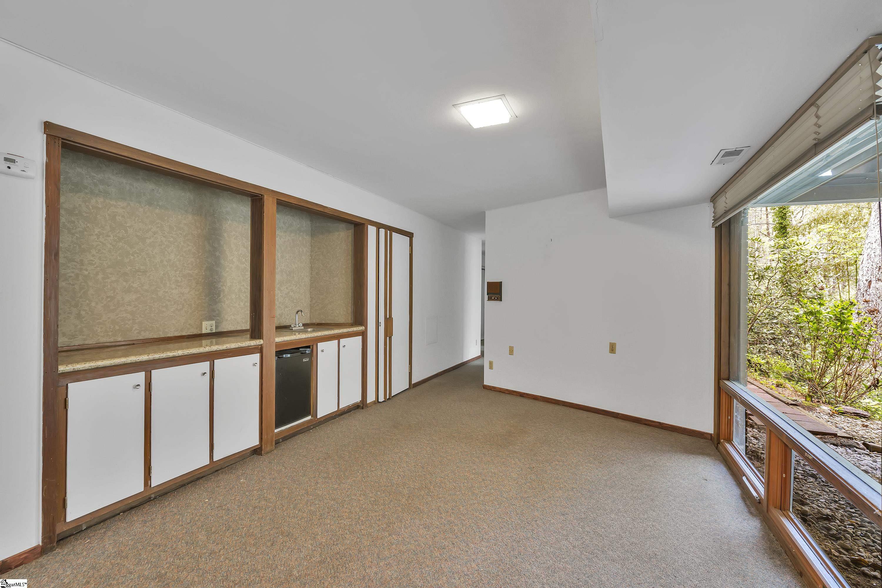 1815 Cleveland Street Extension Greenville, SC 29607 - Photo 22 of 26