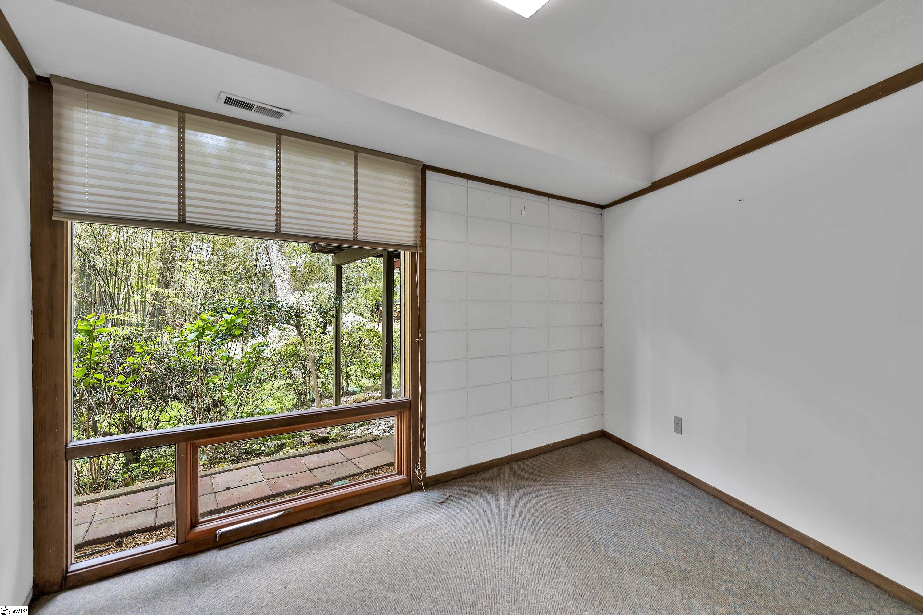 1815 Cleveland Street Extension Greenville, SC 29607 - Photo 23 of 26