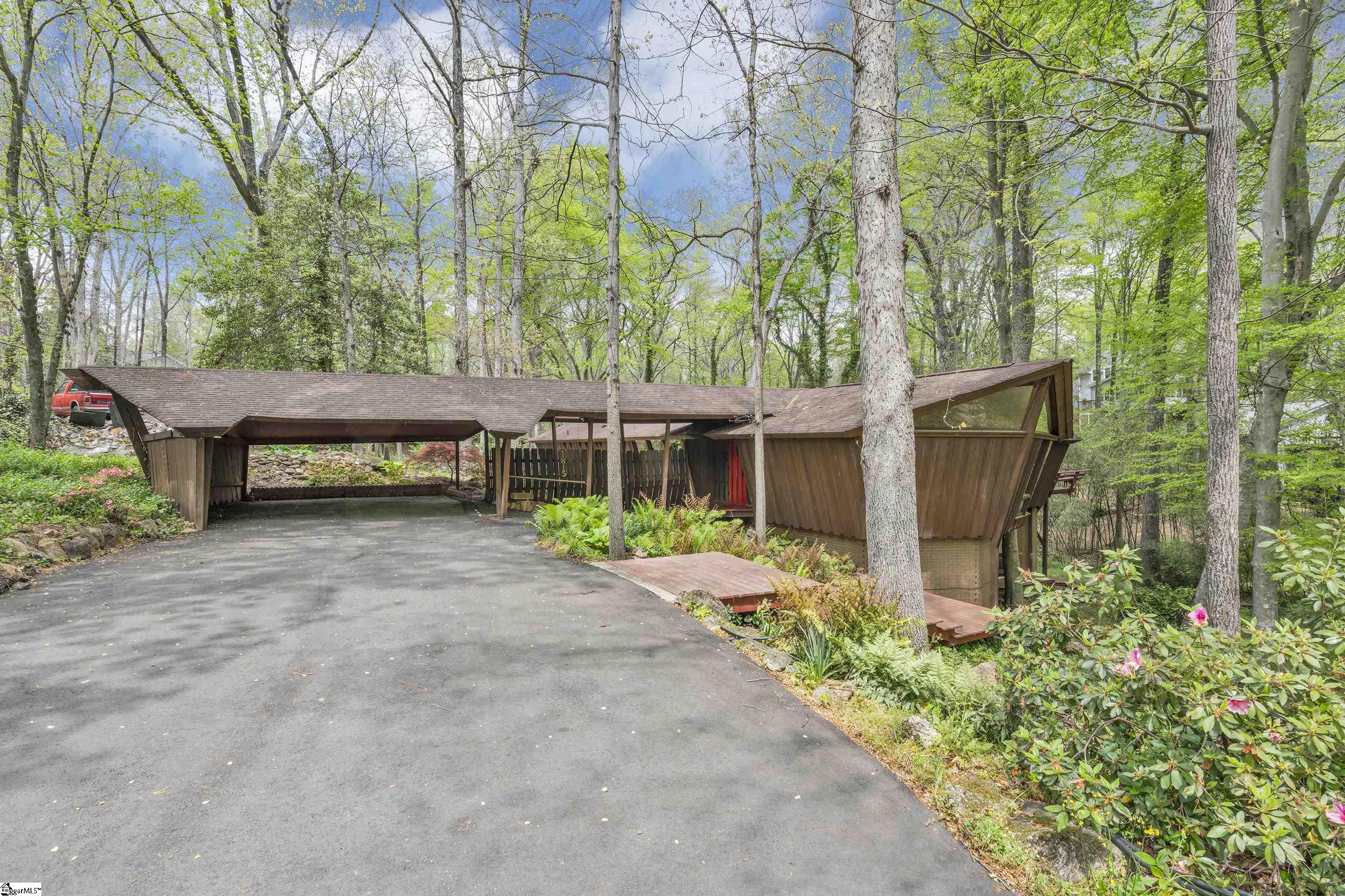 1815 Cleveland Street Extension Greenville, SC 29607 - Photo 5 of 26