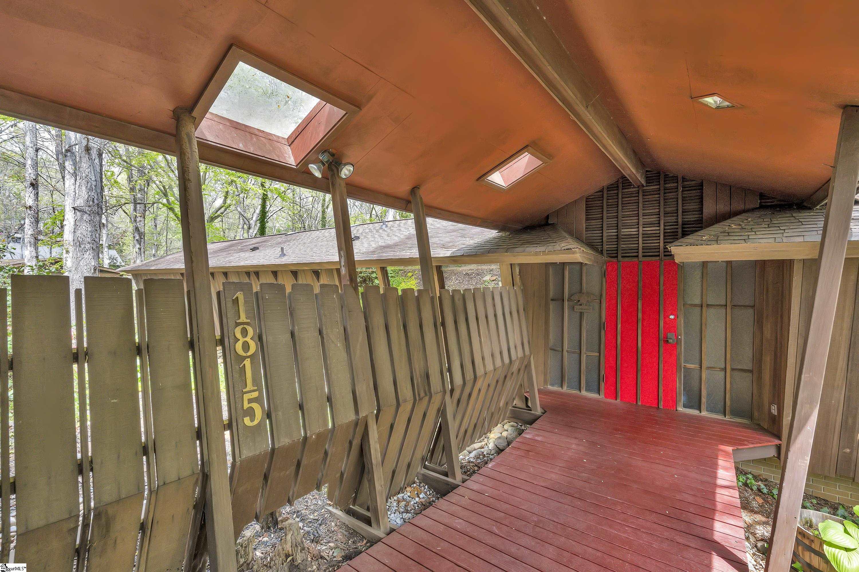 1815 Cleveland Street Extension Greenville, SC 29607 - Photo 7 of 26