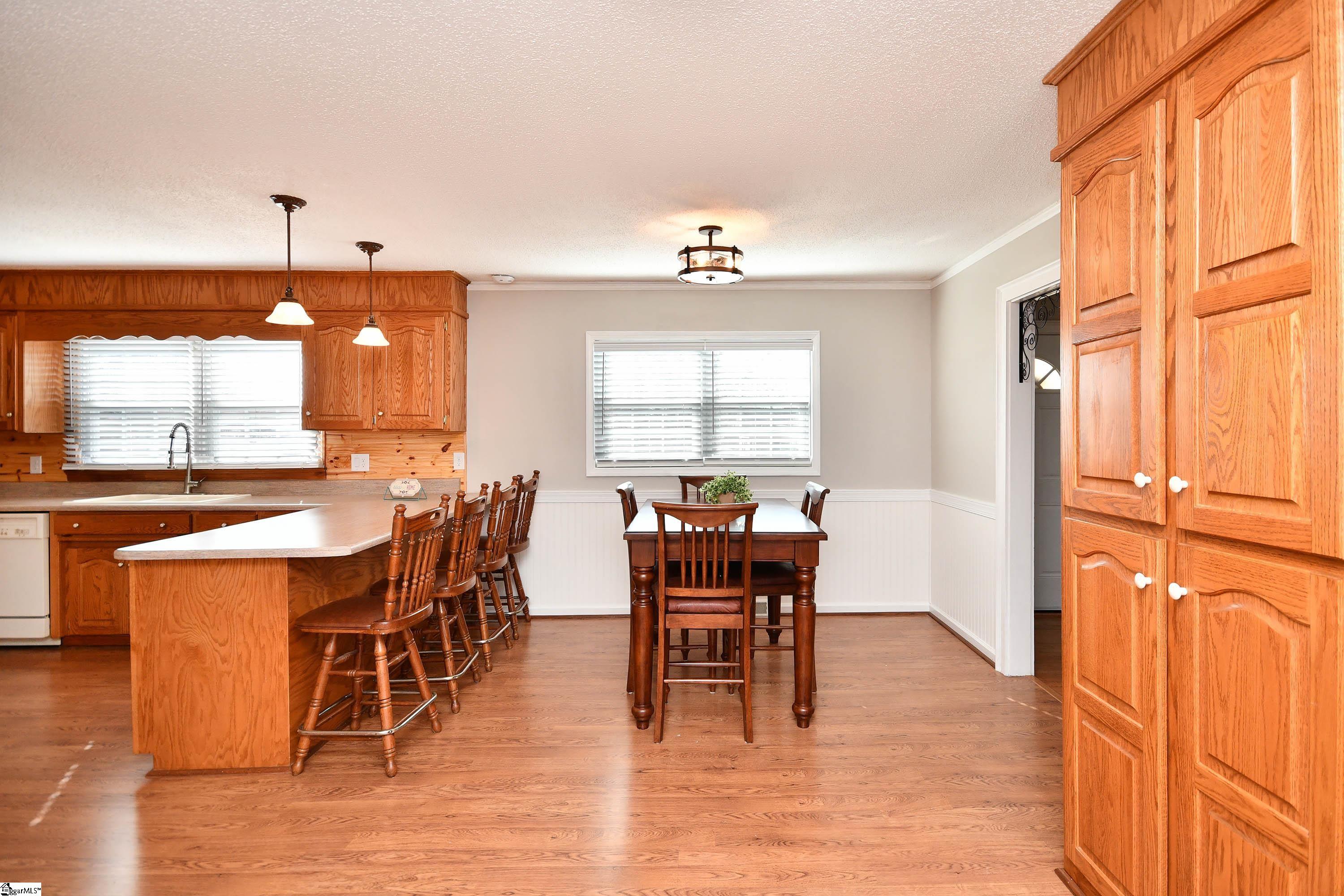 200 Due W Circle Easley, SC 29640 - Photo 11 of 48
