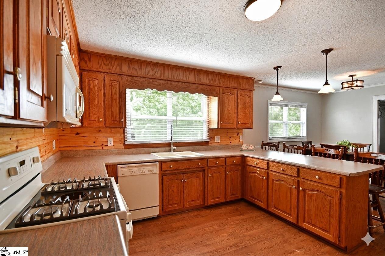 200 Due W Circle Easley, SC 29640 - Photo 13 of 48