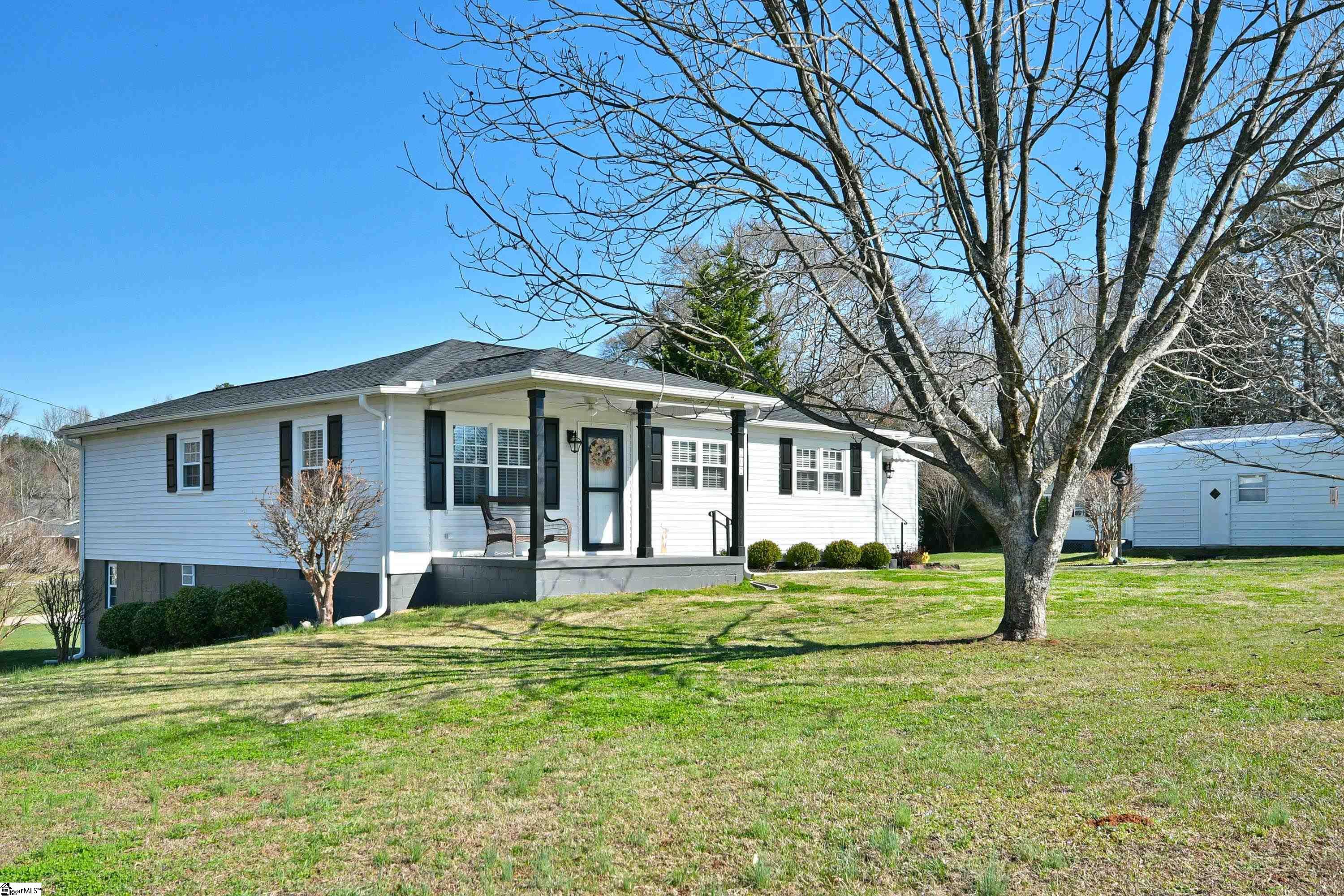 200 Due W Circle Easley, SC 29640 - Photo 2 of 48