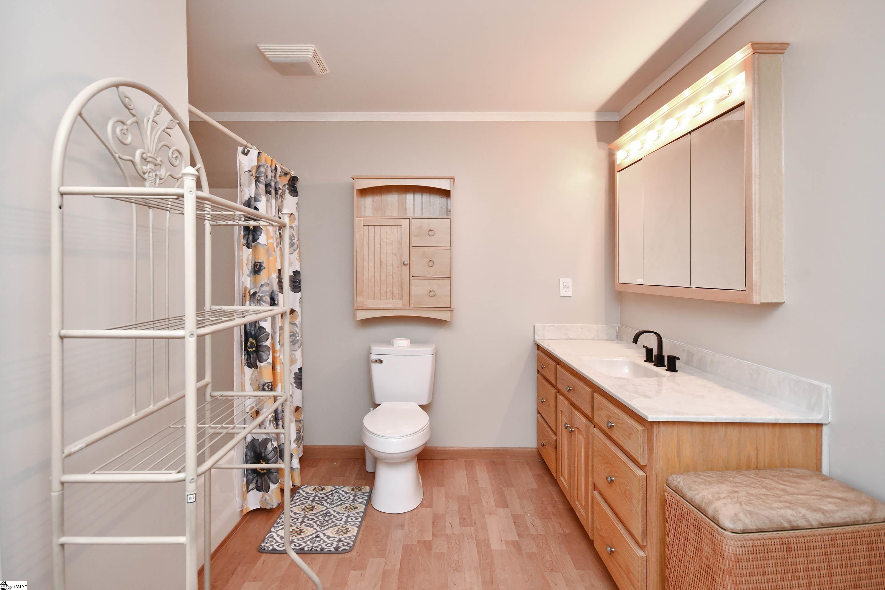 200 Due W Circle Easley, SC 29640 - Photo 22 of 48